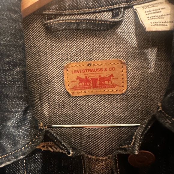 Levi's Dark Blue Jean Jacket - Picture 3 of 3